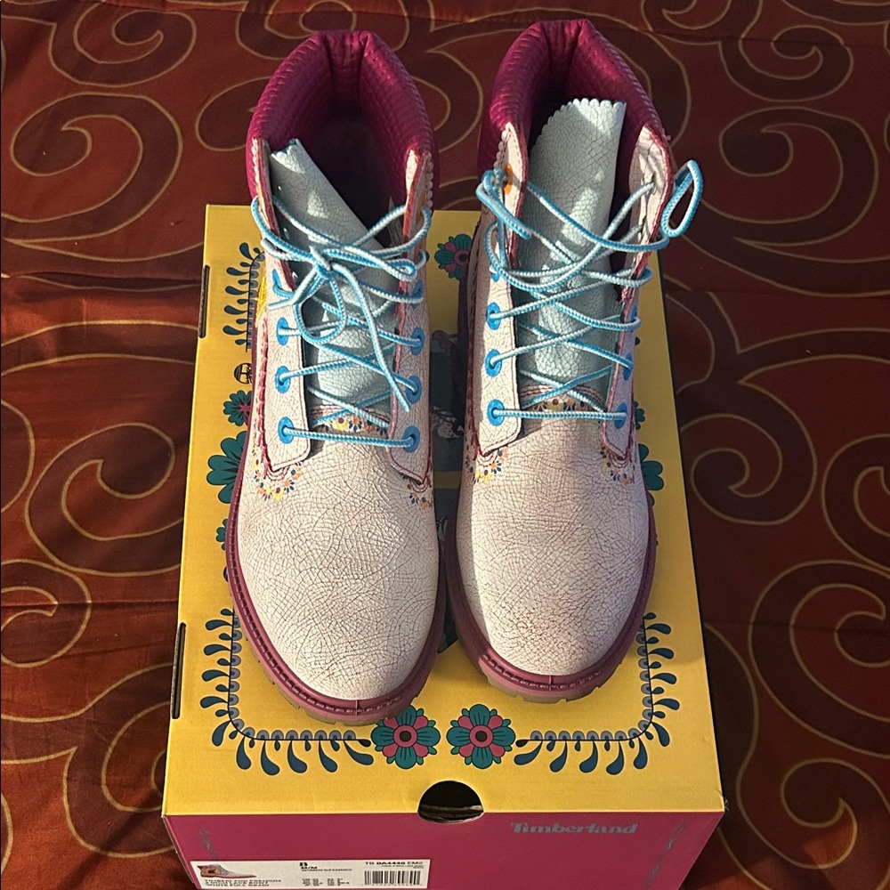 Timberland 6” Women's Dia De Muertos boots